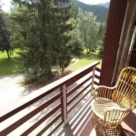 Meadows Apartman *